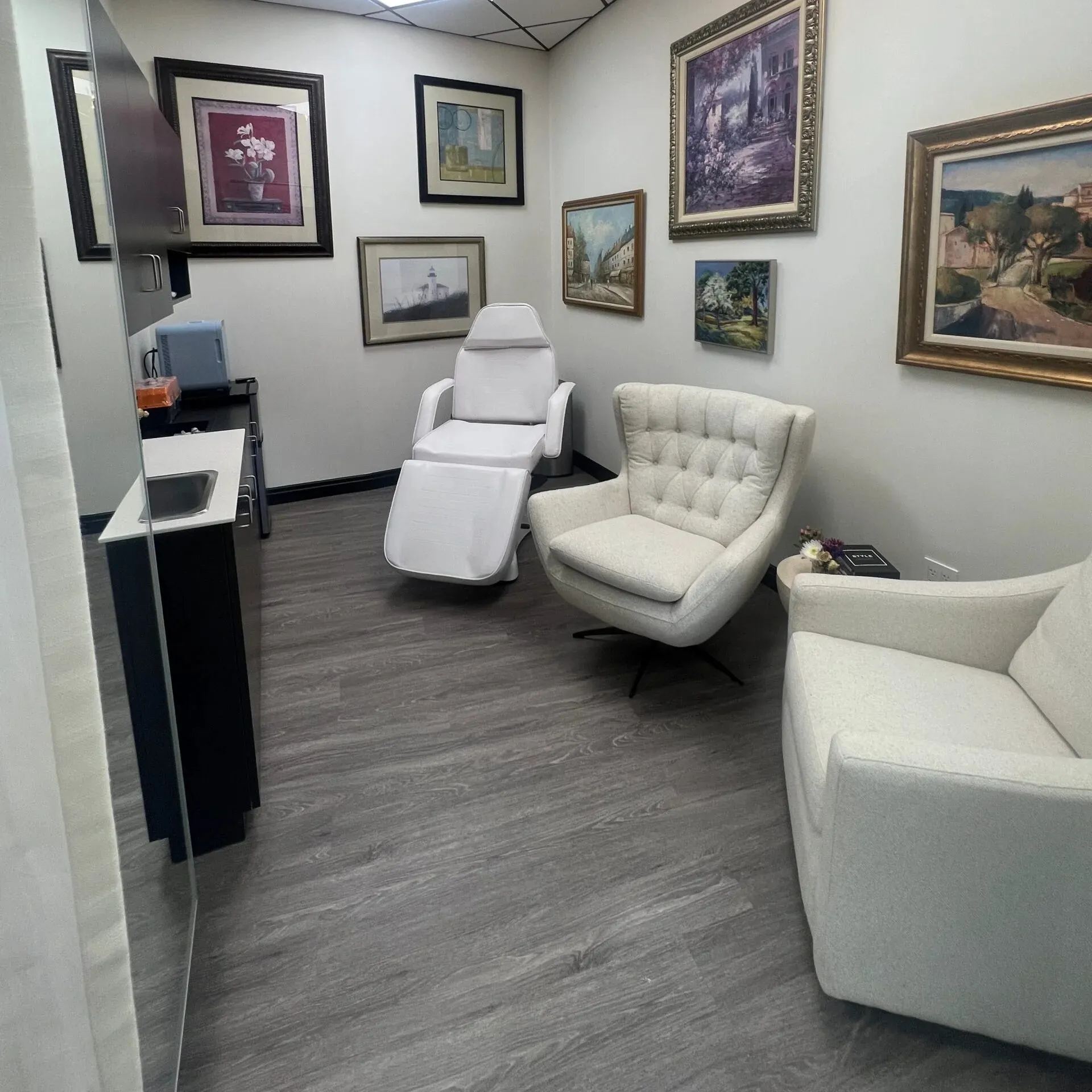 Clean, professional medical spa treatment room with neutral tones at Hydrate GA in Athens