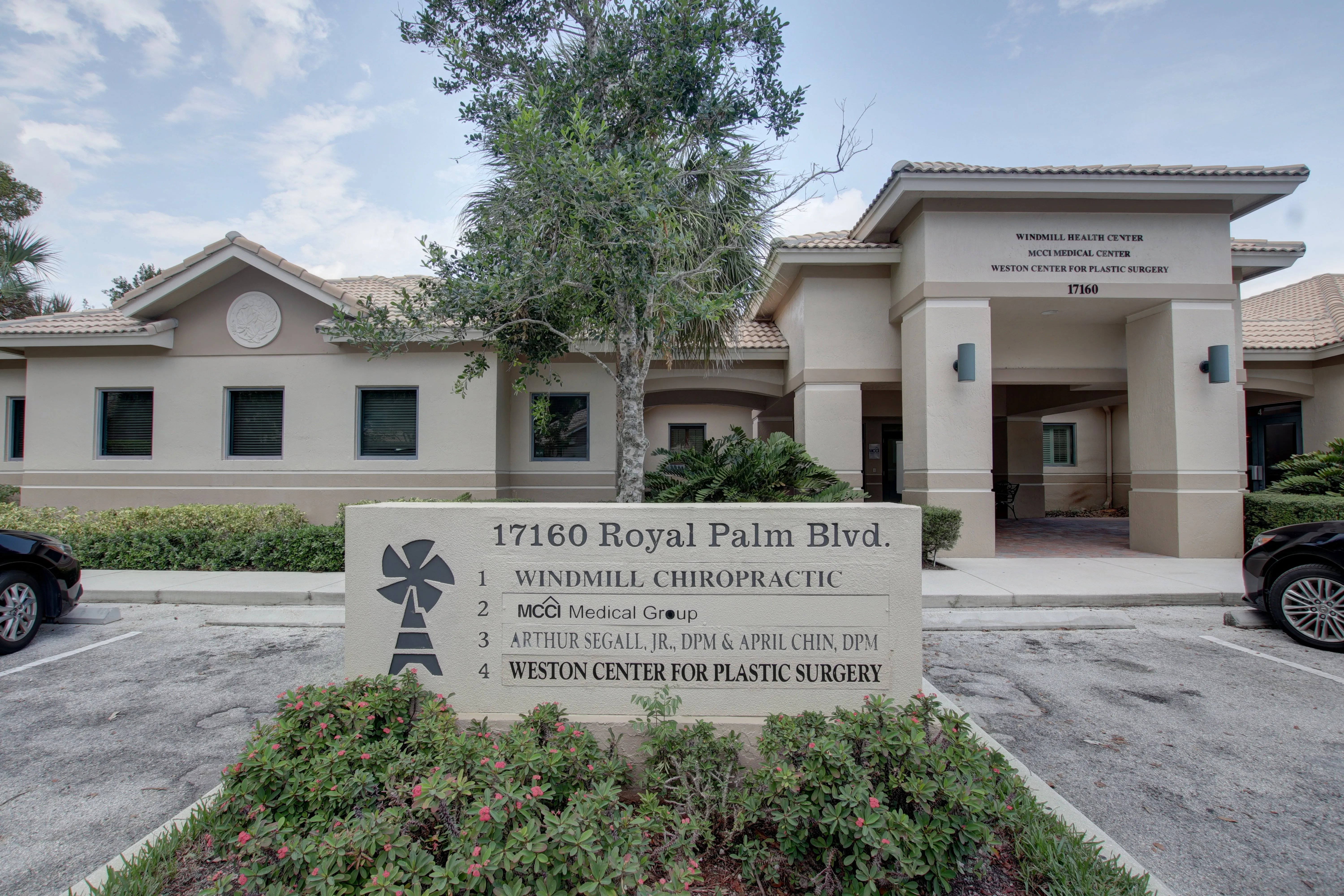 Clean, professional medical spa treatment room with neutral tones at Weston Center for Plastic Surgery in Weston