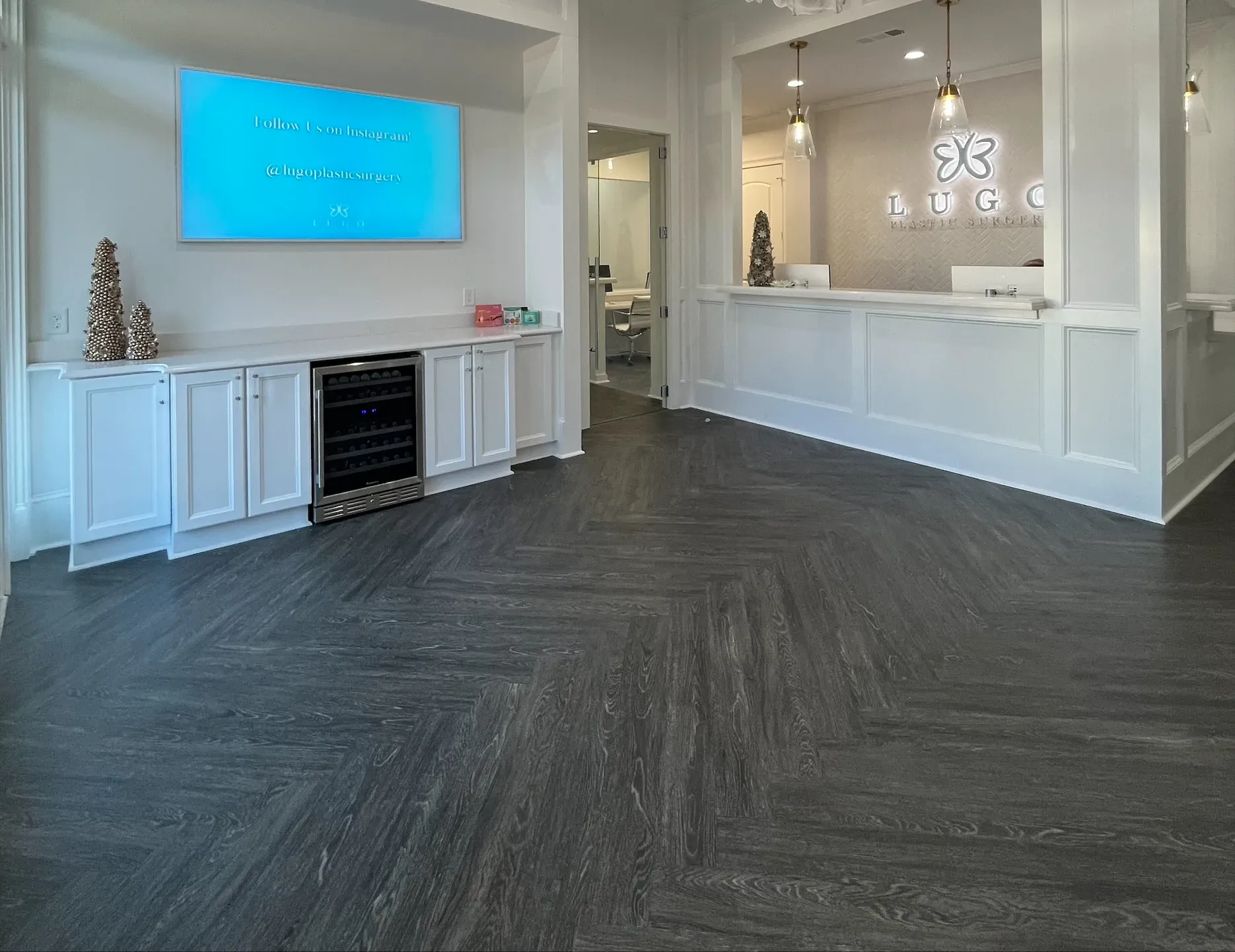 Clean, professional medical spa treatment room with neutral tones at Lugo Plastic Surgery in Watkinsville